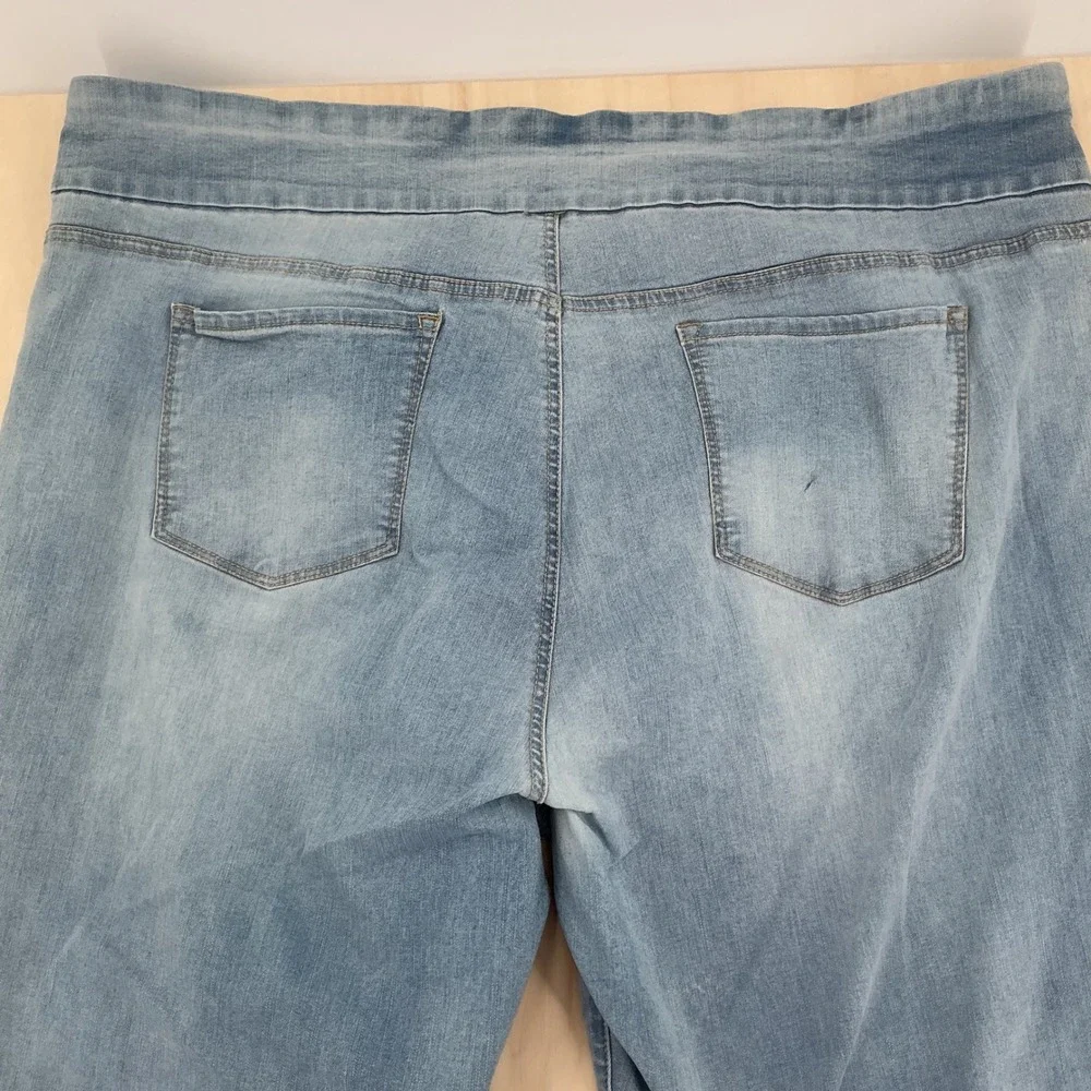 Gloria Vanderbilt Amanda Pull On Jeans Womens 26W Light Wash High Rise Tapered